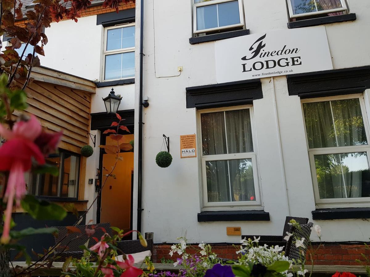 Finedon Lodge Wellingborough Esterno foto